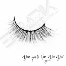 Load image into Gallery viewer, Dare U 2 Stare “Dee Dee” Lash Bundle Kit
